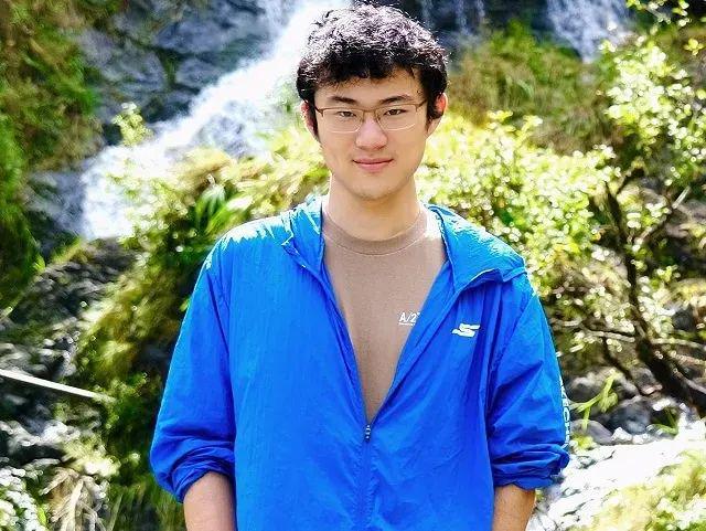 位成员8位中国留学生Meta豪掷亿金打响人才抢夺战！pg电子免费试玩模拟器扎克伯格晒出AI超级团队11(图5)